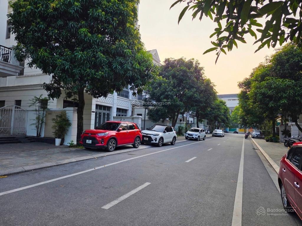Bán biệt thự nguyệt quế vinhomes riverside long biên, 180m2, 4 tầng, mt 8m, 51.8 tỷ