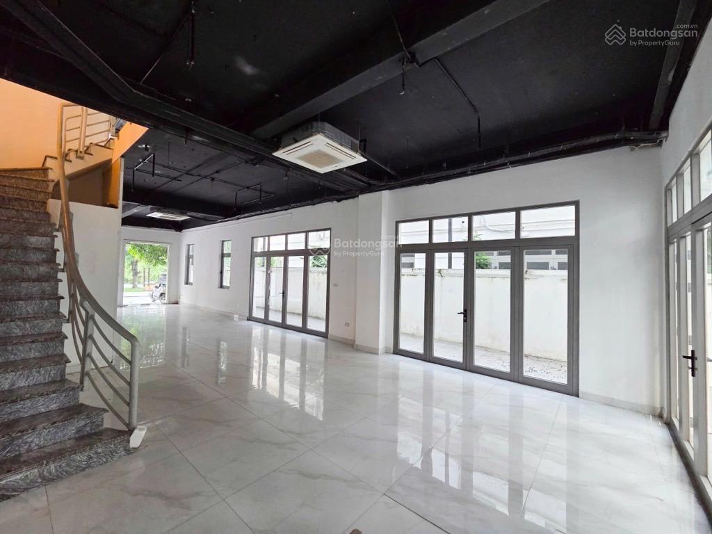 Bán biệt thự nguyệt quế vinhomes riverside long biên, 180m2, 4 tầng, mt 8m, 51.8 tỷ