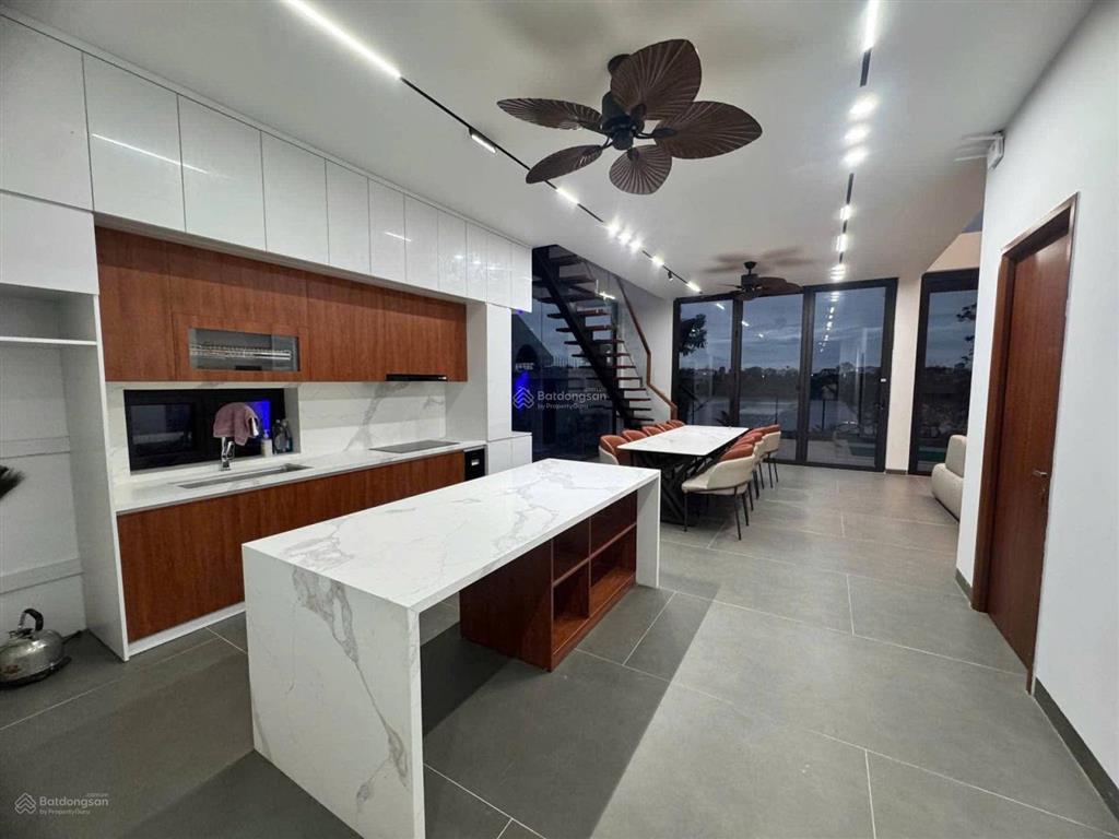 Bán biệt thự nhà vườn việt hưng, long biên, view sông, 800m2, 3 tầng, 37.9 tỷ