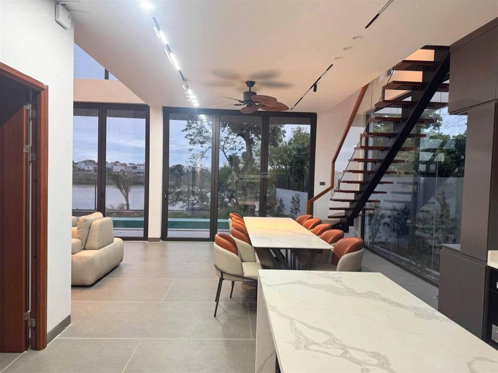 Bán biệt thự nhà vườn việt hưng, long biên, view sông, 800m2, 3 tầng, 37.9 tỷ