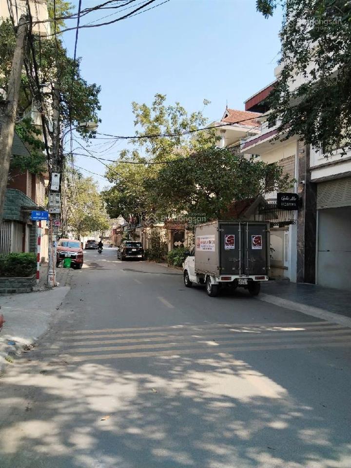 Bán đất mặt phố tư đình, long biên, vỉa hè, kinh doanh, 120m2, mt7.2m, giá thỏa thuận.