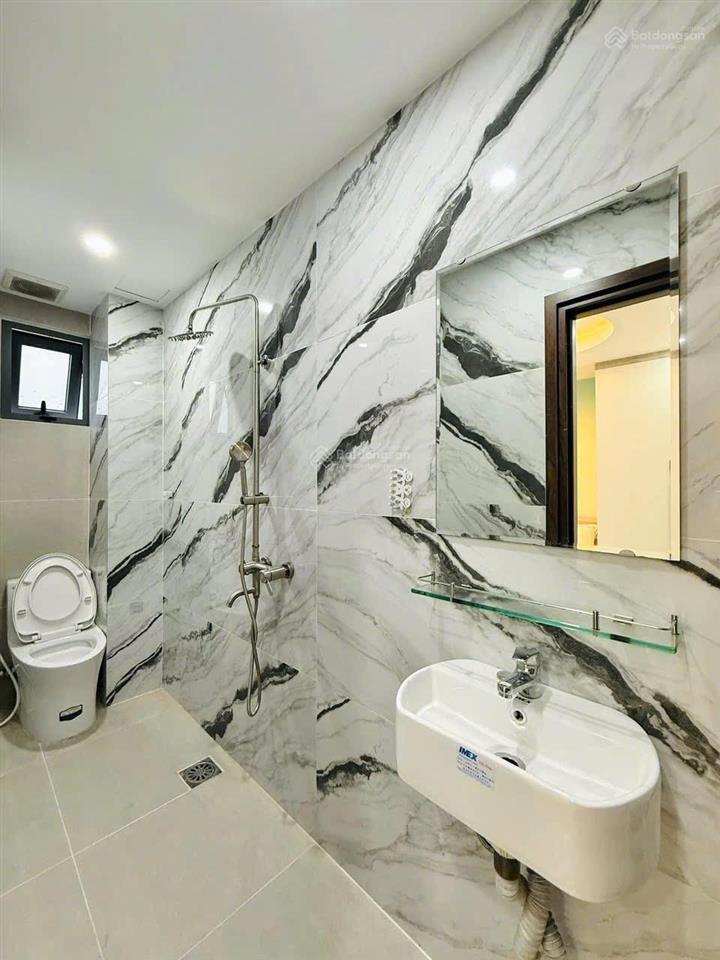 Bán nhà giá ngộp 3,9 tỷ/72m2  nguyễn gia trí  gần ngã 4 hàng xanh, ôtô đậu trong nhà, sổ riêng