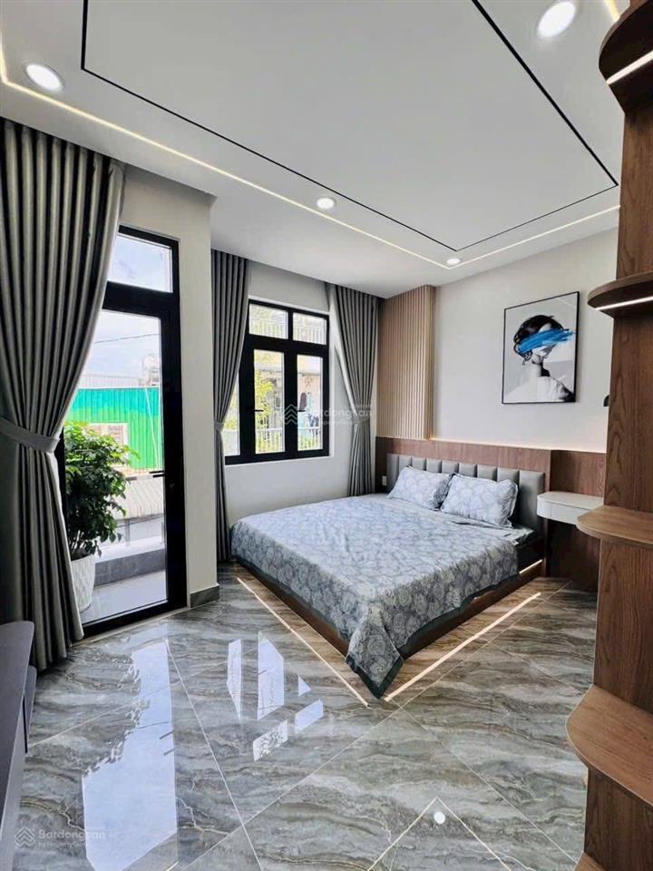 Bán nhà giá ngộp 4,5 tỷ/65m2  điện biên phủ q3  ô tô trong nhà , đang cho thuê 26tr, sổ riêng