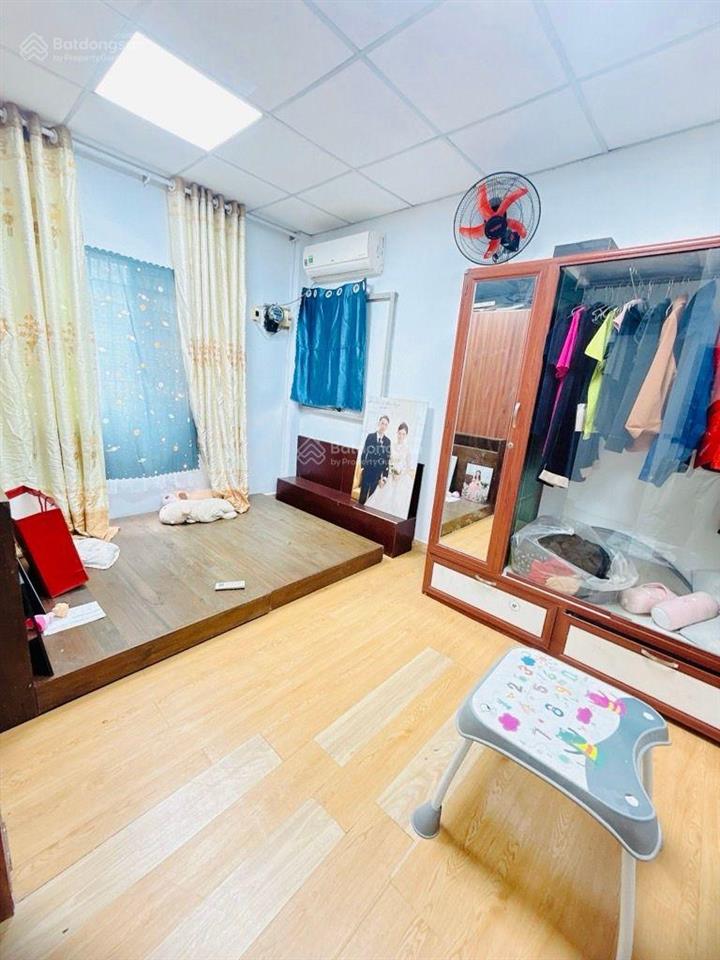 Hiếm 28m2 3 tầng nhỉnh 3ty ngay ngã tư hàng xanh 5p qua quận 1