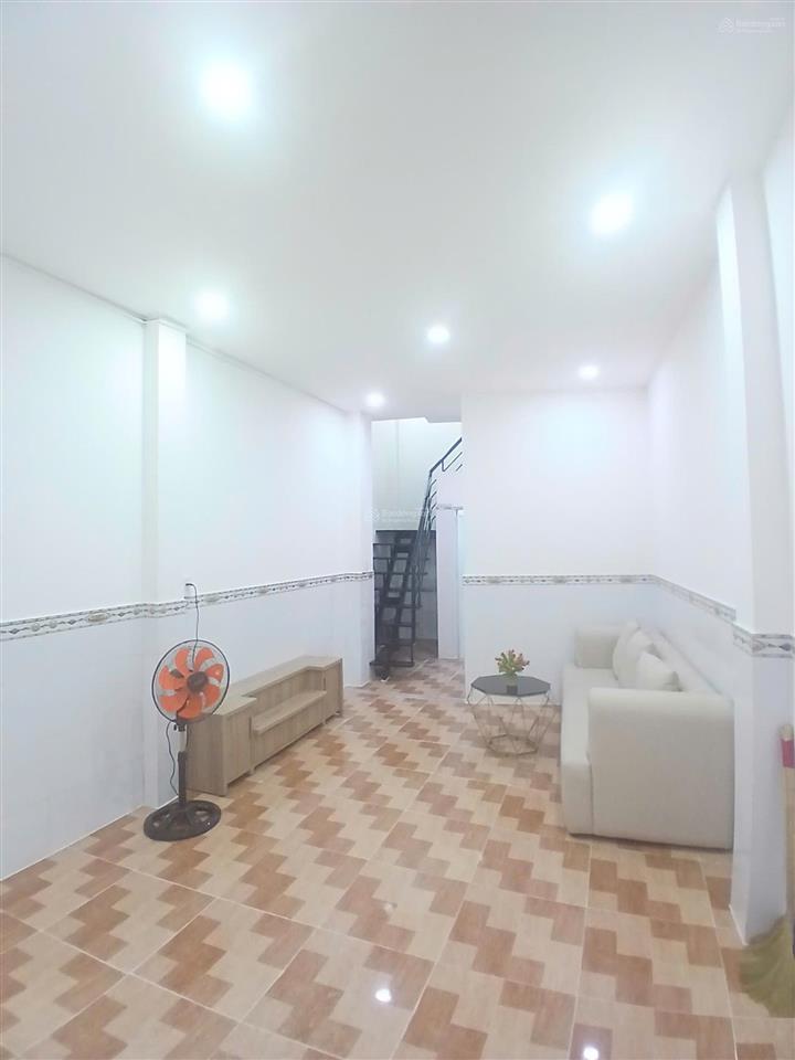 Ngay chợ bà chiểu bình thạnh  30m2  4.68tỷ  4 tầng đúc btct 4pn cách 1 căn ra hẻm xe tải