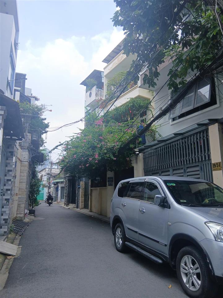 Ngay chợ bà chiểu bình thạnh  30m2  4.68tỷ  4 tầng đúc btct 4pn cách 1 căn ra hẻm xe tải