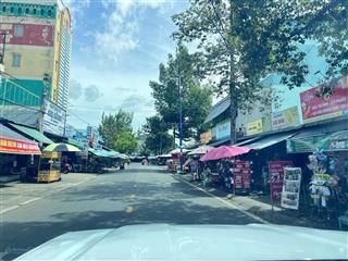 Bán dãy trọ sát aeon bình dương dt 150m2 shr gồm 1 kiot và 3 phòng trọ lớn cho thu nhập 10tr/tháng