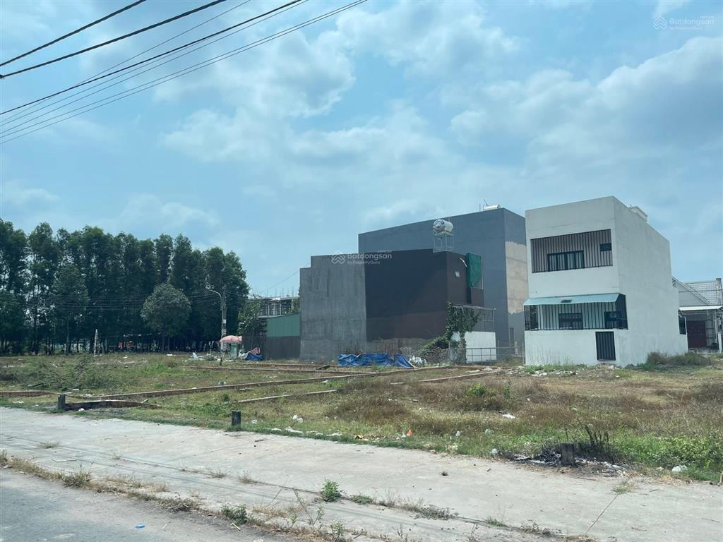 Bán nền đất kim oanh 134m2 shr giáp trường nguyễn khuyến cách kcn chưa đến 1km tiện ích đầy đủ