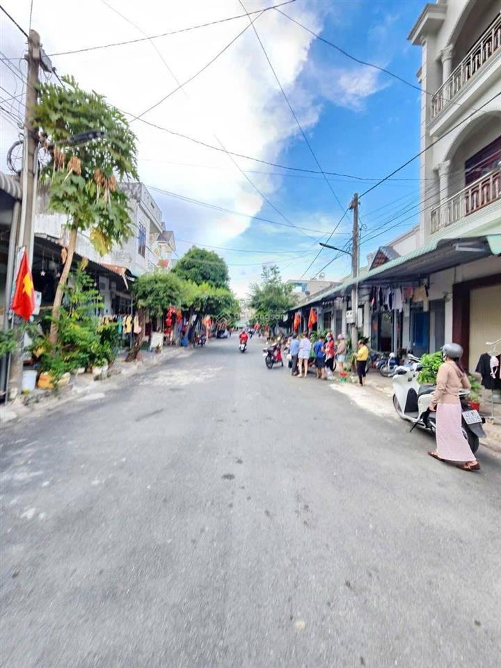 Bán dãy trọ ngay kdc bình đáng 97,5m2 shr đang cho thu nhập 10tr/tháng cách chợ bình đáng chỉ 200m