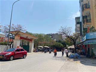Bán liền kề hàng bè kinh doanh sầm uất, 50m2, 13.9 tỷ