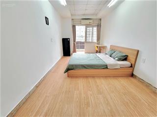 Cho thuê căn hộ tách bếp có bancol ngay công viên 23 tháng 9công viên tao đànphố đi bộbùi viện