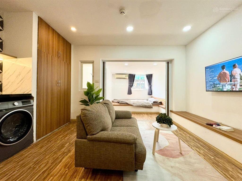Cho thuê căn hộ full nội thất có máy giặt riêng ngay chợ tân địnhtoà viettelcông viên lê băn tám