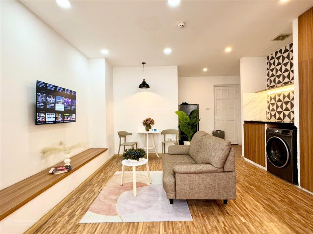 Cho thuê căn hộ full nội thất có máy giặt riêng ngay chợ tân địnhtoà viettelcông viên lê băn tám