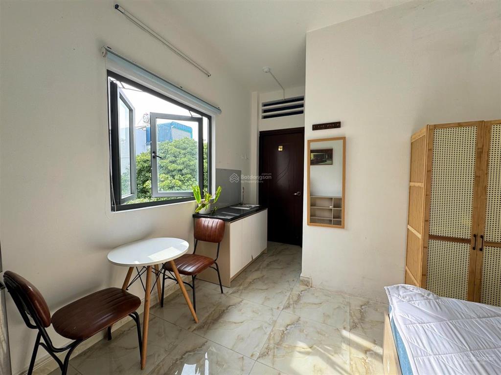 Căn hộ full nội thất ngay chợ tân định, đại học isb, công viên lê văn tám, ueh, thảo cầm viên