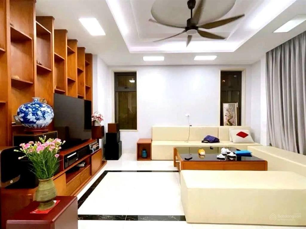 Bán gấp biệt thự linh đàm, lô góc, kinh doanh, dt 239m*5t thang máy, vỉa hè, view đẹp chỉ 68 tỷ.