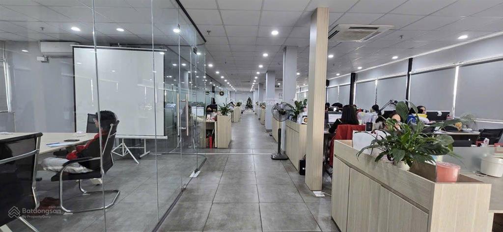 Bán tòa văn phòng lô góc mặt phố vũ tông phan 308m*10t, mt 10.5m thông sàn đẳng cấp chỉ 145 tỷ.