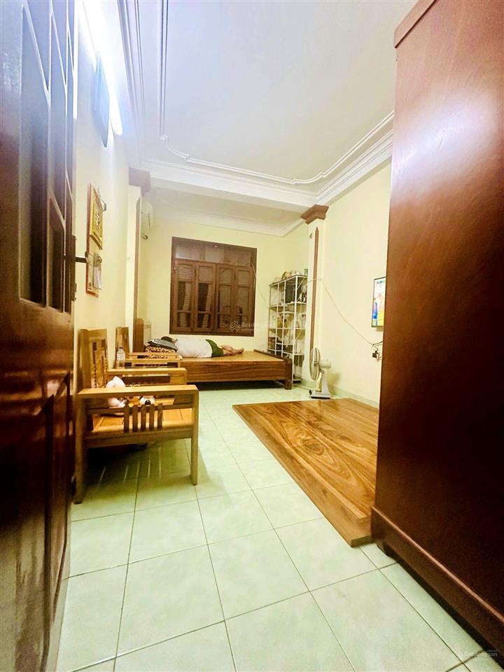 Bán nhà giáp bát, ngõ thông, 2 thoáng, 10m ra ô tô tránh, 25m*4t chỉ 6 tỷ, không quy hoạch, hiếm