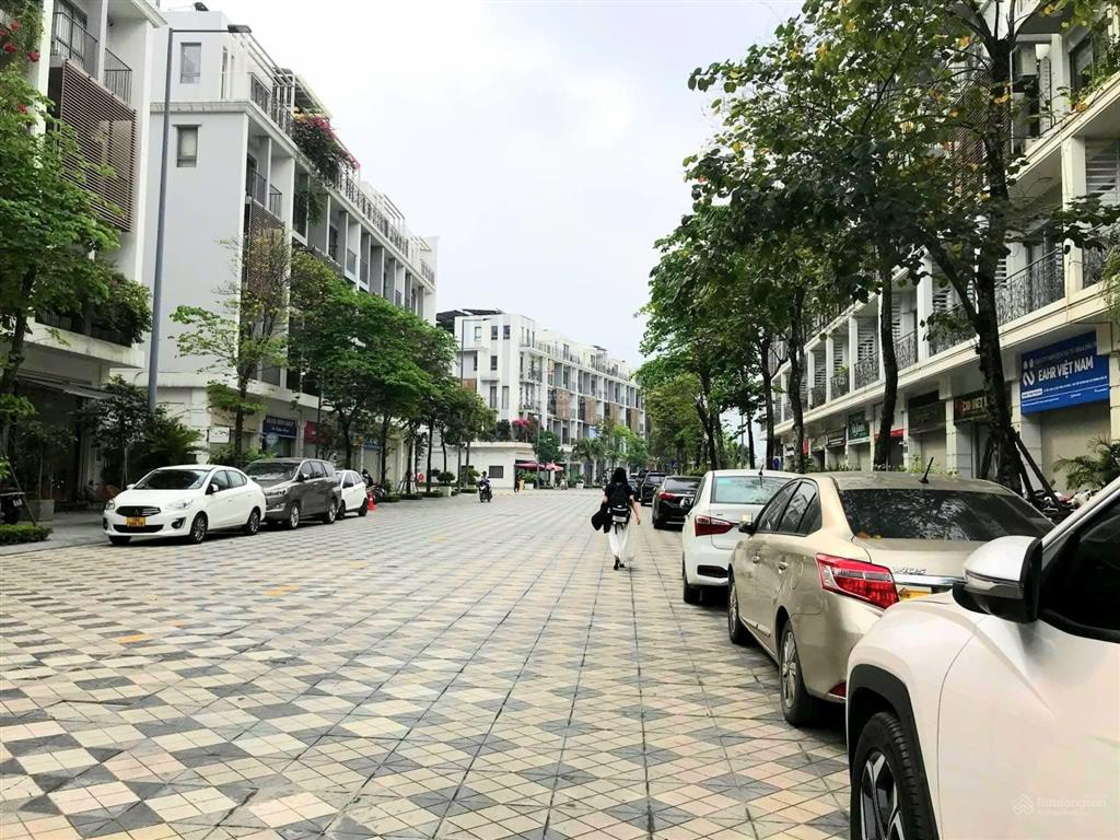 The manor central park, biệt thự giới tinh hoa sở hữu, dt 169m, mt 10m chỉ 63 tỷ, hàng hiếm