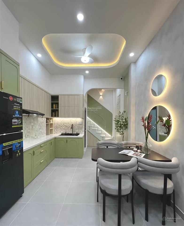 Bán nhà giá ngộp 5,79 tỷ/ 70m2  hxh nguyễn thị minh khai  gần chợ bến thành  sổ riêng, hoàn công