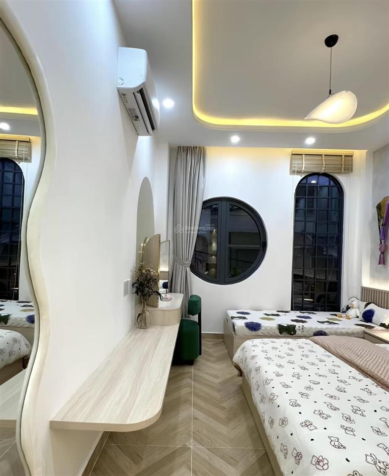 Bán nhà giá ngộp 5,79 tỷ/ 70m2  hxh nguyễn thị minh khai  gần chợ bến thành  sổ riêng, hoàn công