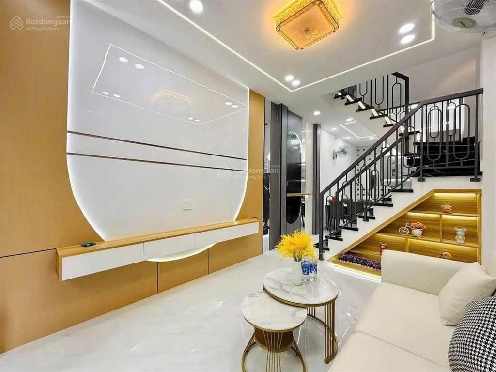 Bán nhà đường cao thắng  gần chợ bàn cờ  giá 4,55 tỷ/70m2  ô tô vào tận nhà  sổ hồng riêng