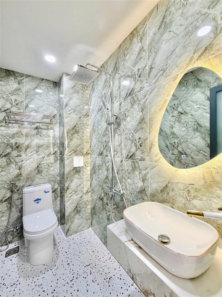 Bán nhà giá ngộp 67,5m2  3 tháng 2, quận 10  gần bv nhi đồng, sổ riêng, dòng tiền sẵn