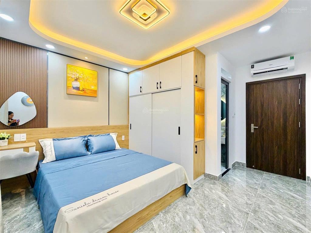 Bán nhà giá ngộp 67,5m2  3 tháng 2, quận 10  gần bv nhi đồng, sổ riêng, dòng tiền sẵn