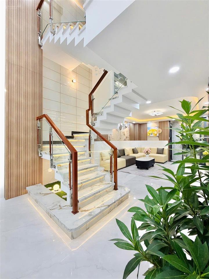 Bán nhà giá ngộp 67,5m2  3 tháng 2, quận 10  gần bv nhi đồng, sổ riêng, dòng tiền sẵn