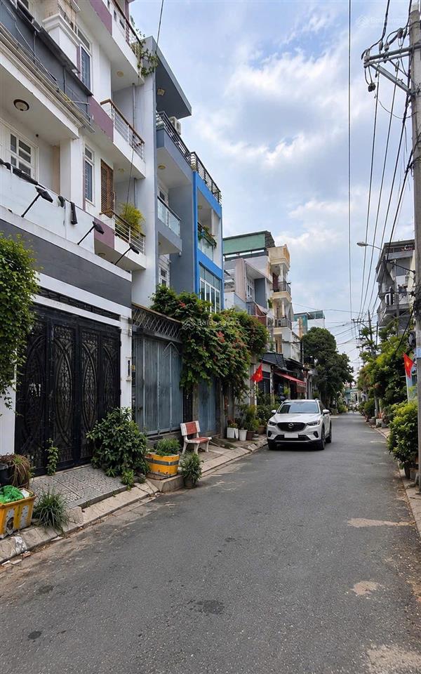 Bán đất quận 3  81m2 (ngang 6m)  hẻm xe hơi  sổ riêng, sang tên nhanh  mua là lời