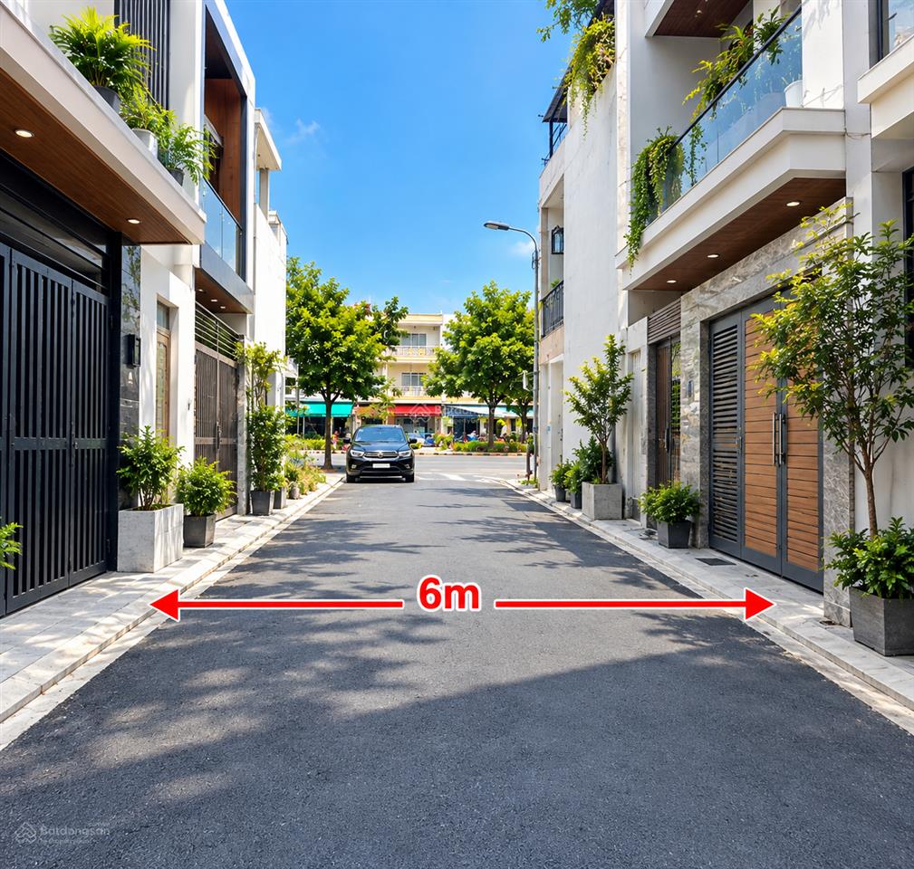 Bán đất quận 10  giá 4,25 tỷ/75m2  ba tháng hai  gần ga sài gòn  hẻm xe hơi 6m  sổ riêng