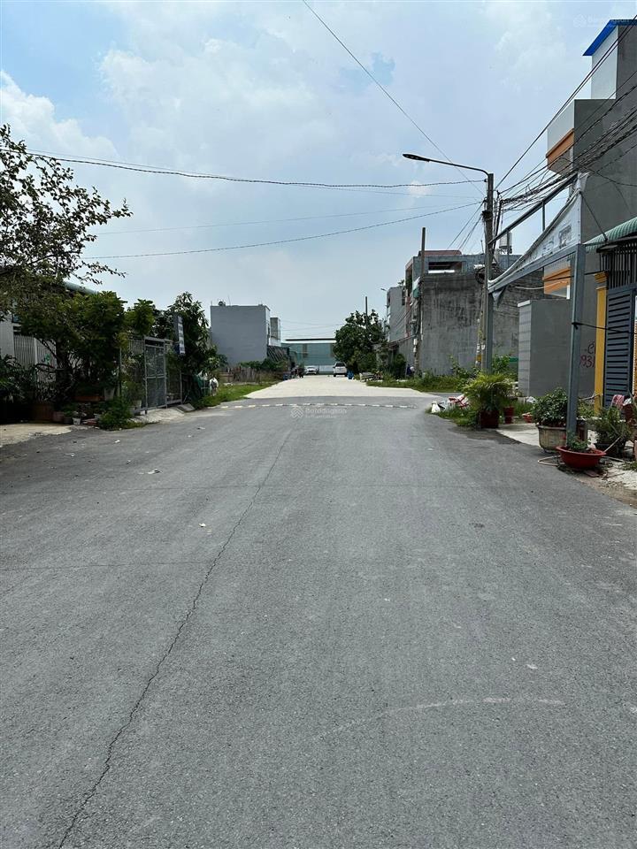 Chính chủ cần bán lô đất nền kdc vĩnh phú 2, thuận an, bình dương  140m2  sổ sẵn