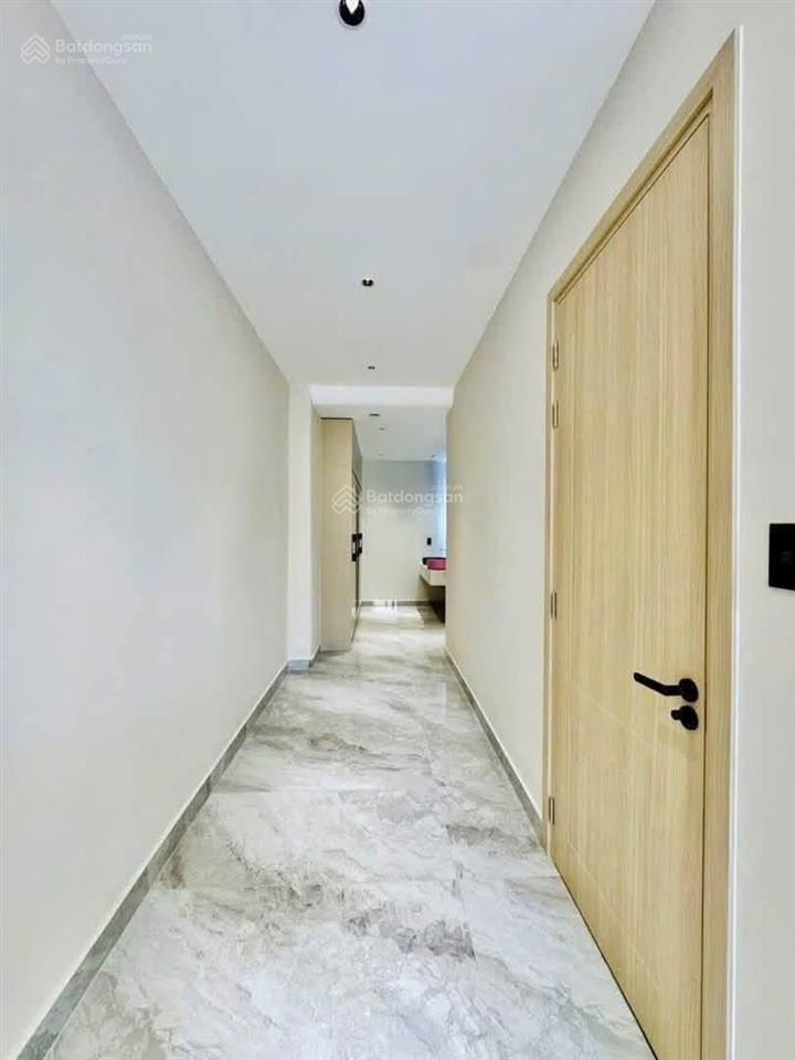 Bán nhà gần chợ trần hữu trang, p11, phú nhuận  1t2l + st  5.9 tỷ/72m2 nhà rộng, sẵn sổ, 4pn