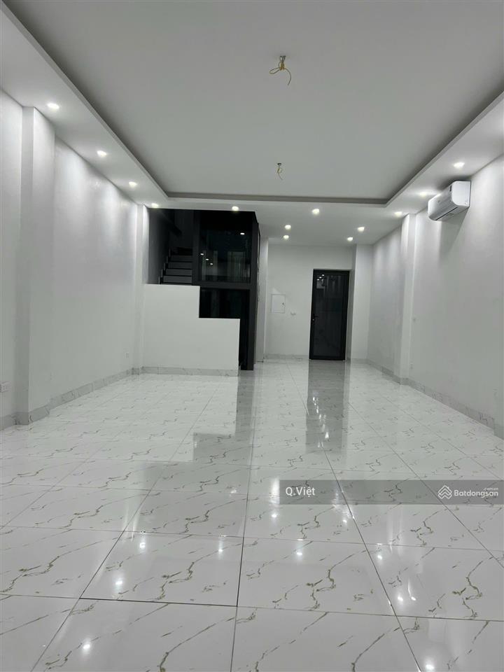 Nhà phố định công 84m2 5 tầng mt 5m 2 mặt thoáng, có thang máy đường ô tô tránh kinh doanh siêu tốt