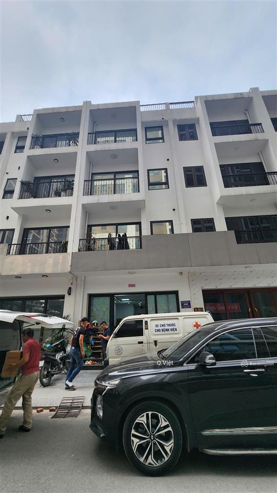 Nhà phố định công 84m2 5 tầng mt 5m 2 mặt thoáng, có thang máy đường ô tô tránh kinh doanh siêu tốt