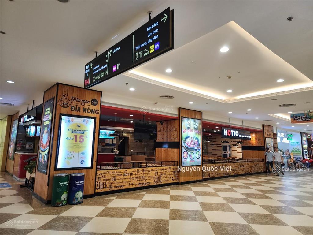 Sàn tttm royal city 41m2 căn đẹp vị trí đẹp kinh doanh tốt cần bán gấp