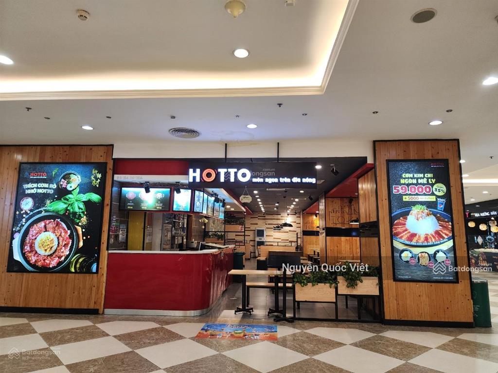 Sàn tttm royal city 41m2 căn đẹp vị trí đẹp kinh doanh tốt cần bán gấp
