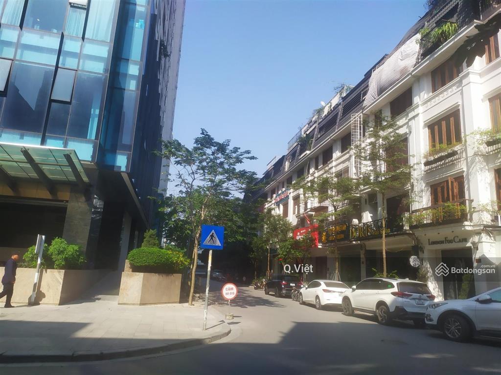 Liền kề 90 nguyễn tuân 102m 5 tầng căn góc siêu đẹp ở lý tưởng