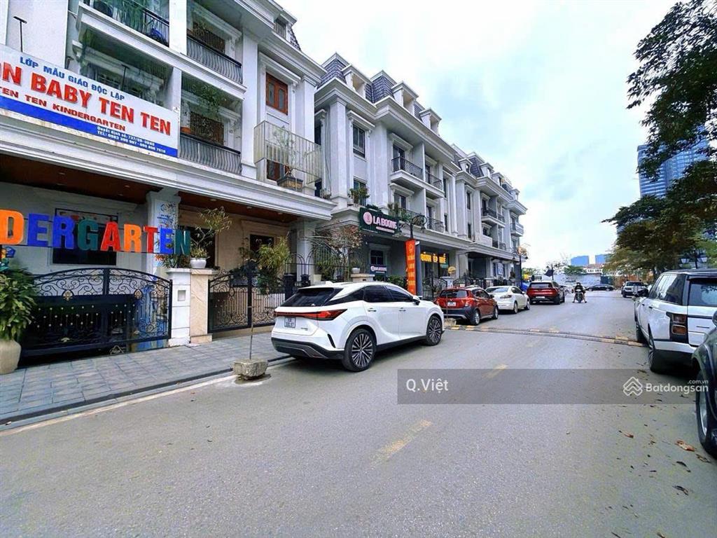 Biệt thự sunshine riverside tây hồ  ciputra 150m2 5 tầng có hầm mặt tiền 7,5m, căn đẹp cần bán gấp