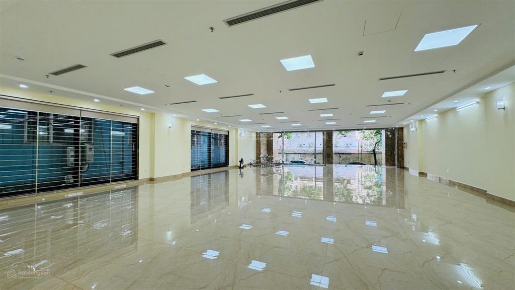 Nhà mặt phố hoàng ngân 400m 10 tầng 2 hầm mặt tiền 12m căn góc siêu đẹp