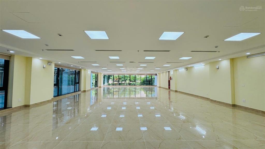 Nhà mặt phố hoàng ngân 400m 10 tầng 2 hầm mặt tiền 12m căn góc siêu đẹp