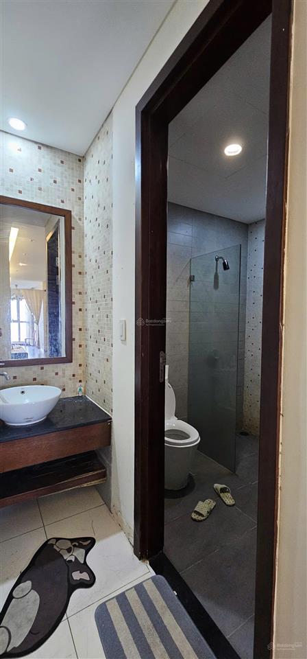 Quận 11  chính chủ the everrich i, 21 triệu, 116m2, 2pn, 2wc, hướng đông