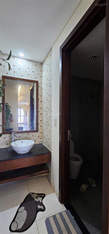 Quận 11  chính chủ the everrich i, 21 triệu, 116m2, 2pn, 2wc, hướng đông