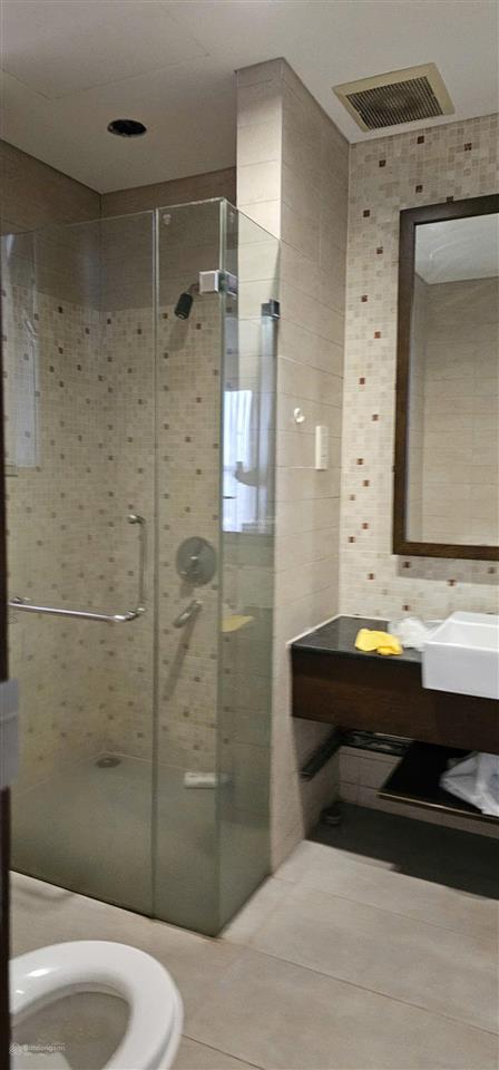Quận 11  chính chủ the everrich i, 21 triệu, 116m2, 2pn, 2wc, hướng đông