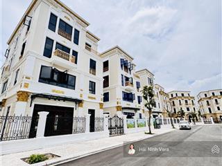 Biệt thự đơn lập dành cho chủ nhân xứng tầm hoàng gia tại vinhomes vũ yên