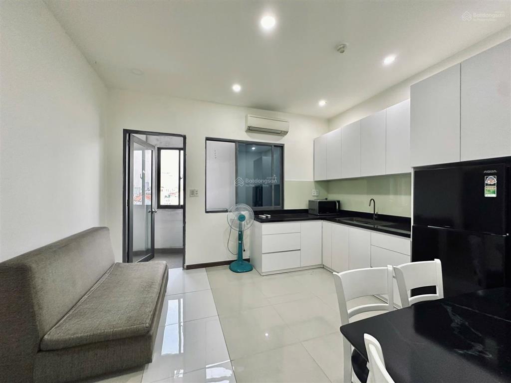 Cho thuê cc mini 1pn, 2wc, 50m2, 8,5 triệu, view đẹp, nhiều tại huỳnh văn bánh, p11, phú nhuận