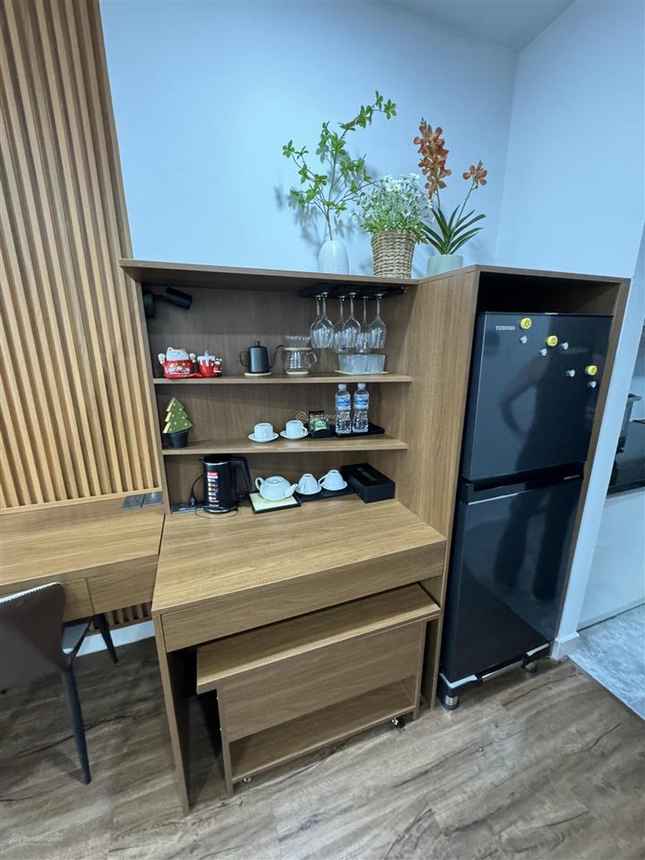 Bán cc sky center, đường phổ quang, 2 tỷ 850 full nội thất, 36,44 m², chính chủ, view đẹp