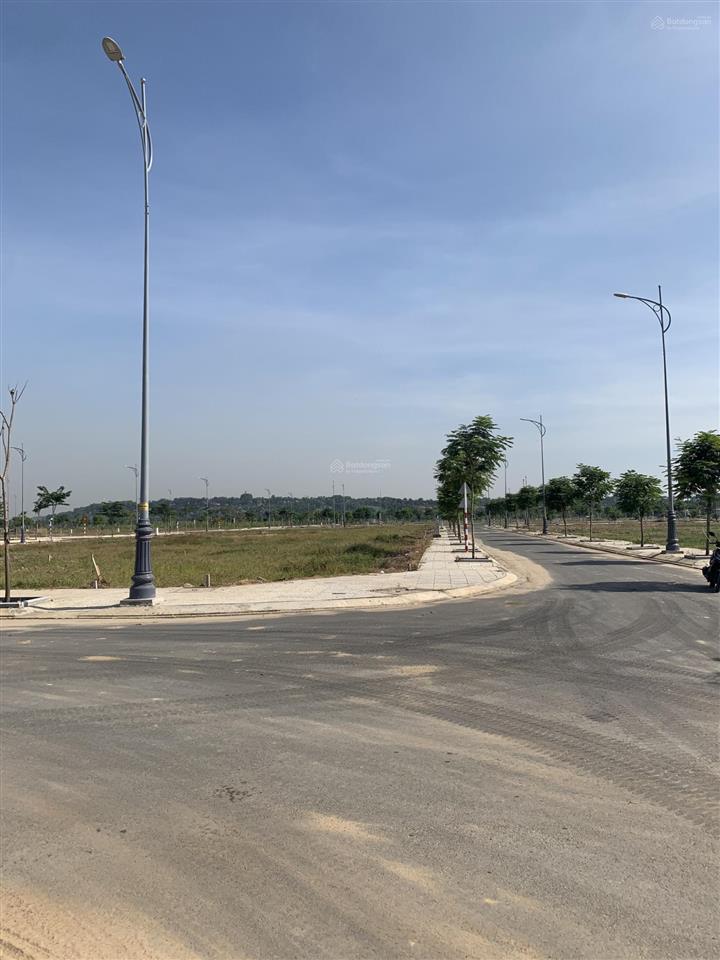 Bán đất nền dự án tại biên hòa new city, 2,1 tỷ, 100m2 view công viên lớn , gần sông