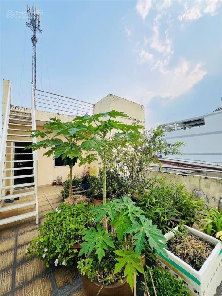 Bán nhà trung tâm q6 hẻm xe hơi rộng 114m2 với 3 tầng kiên cố có cửa sau ở cư xá phú lâm chỉ 13 tỷ