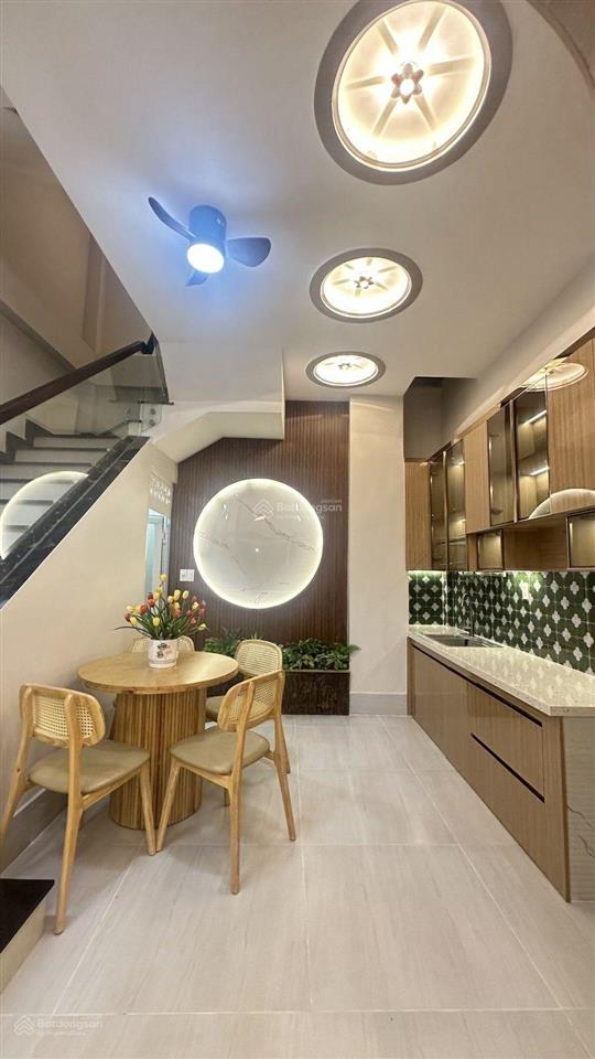 Bán nhà đẹp 4 tầng hẻm xe hơi 8 mét gần mặt tiền 3/2 lê đại hành có ngang hiếm 4.3m x 11m chỉ 8.9 t