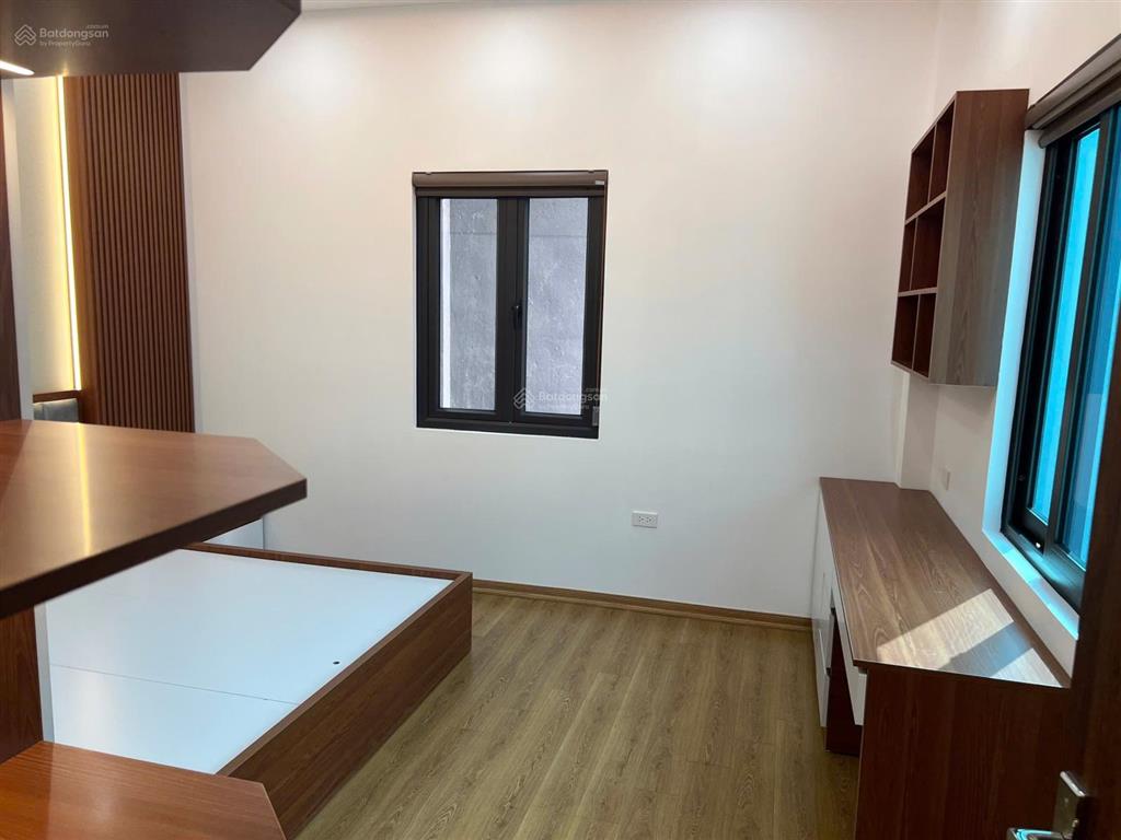 Hàng hiếm tại ngõ 39, xuân đỗ, 15 tỷ, 101m2, 3pn, 2wc, 4 tầng, pháp lý đầy đủ